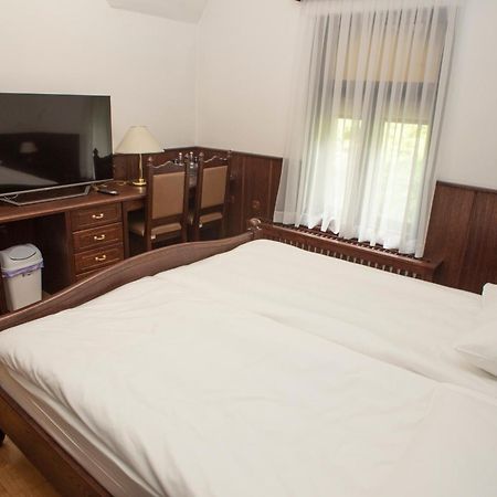 Vila Herberstein Velenje Szoba fotó